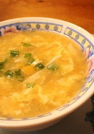 A picture of Chinese-style Corn and Egg Soup.