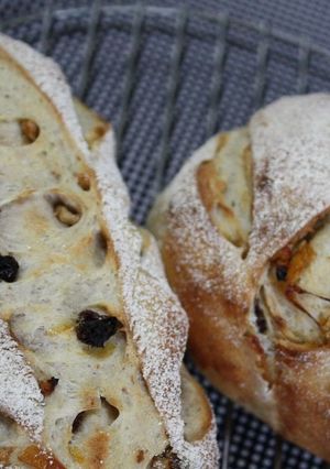 A picture of Crusty Sour Cream Bread.