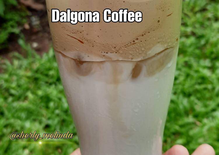 Resep Dalgona Coffee (1 sachet Nescafe Classic), Bikin Ngiler