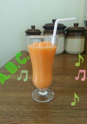 A picture of Carrot Cocktail.