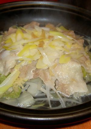 A picture of Tagine-Steamed Ginger and Onion for Colds.