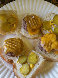 A picture of Cheeseburger Sliders.