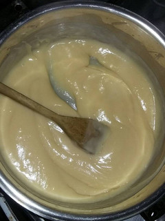 Una foto de Crema pastelera fácil y rápida