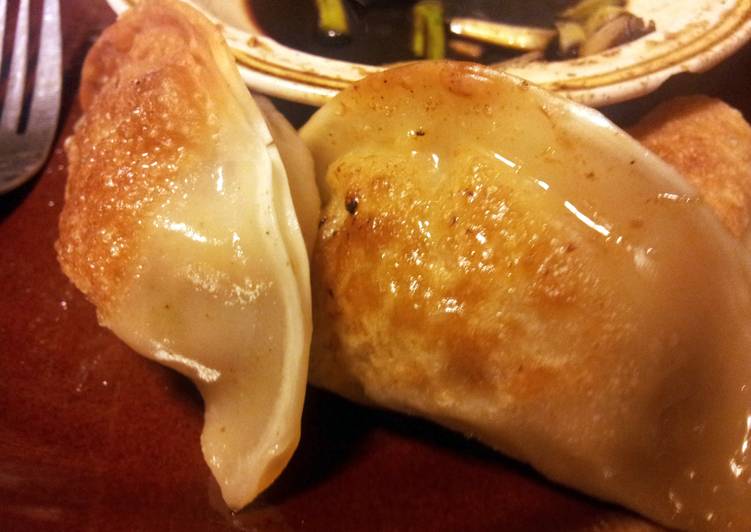 My Grandma Love This Chicken/ Shrimp Pot Stickers and Ginger Dipping Sauce