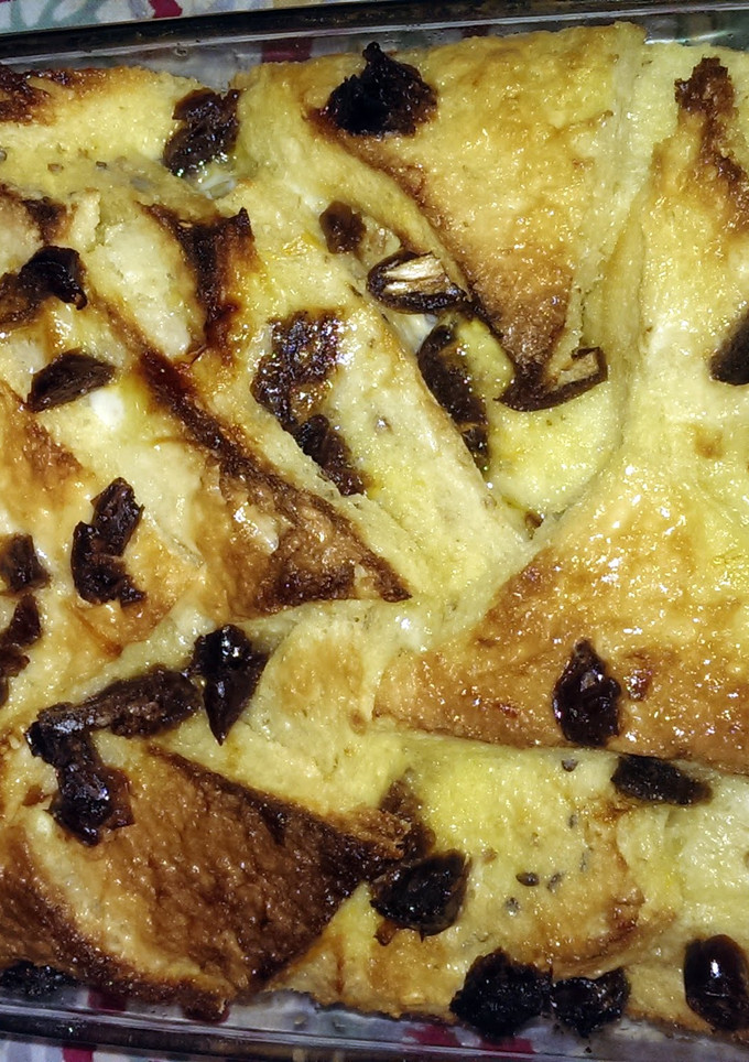 A picture of Bread n Butter Pudding with Dates.