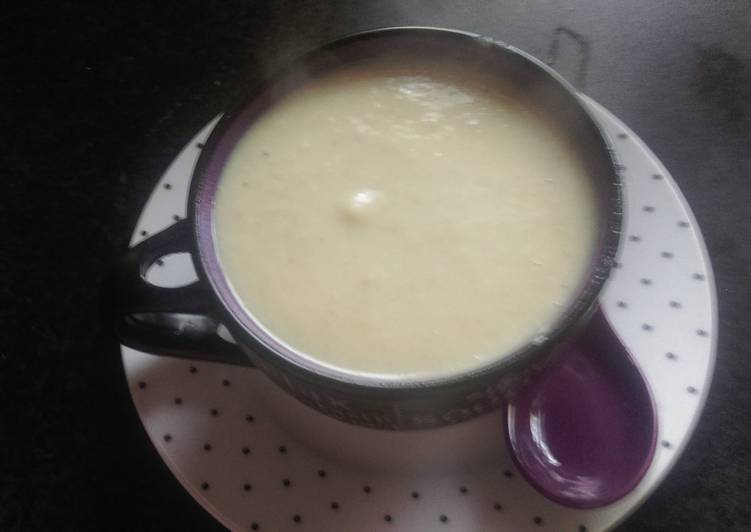 Mandys leek and potato soup