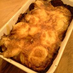 A picture of Cheesy Potato Bake.