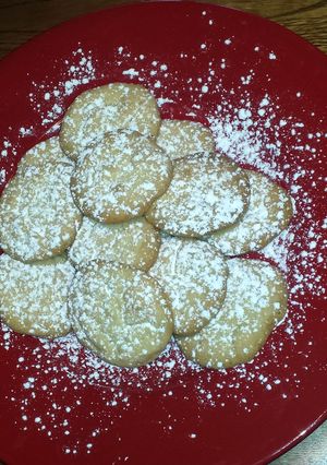 A picture of Swedish Butter Cookies.