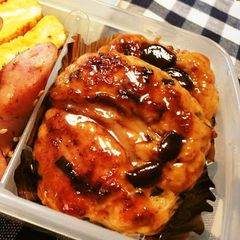 A picture of Chicken Meatloaf Burgers for Bentos.