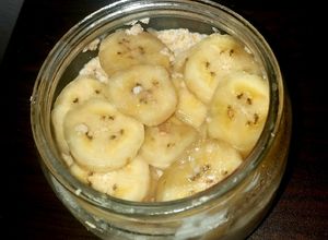 Hình của món 😋Banana overnight oats 🍌.