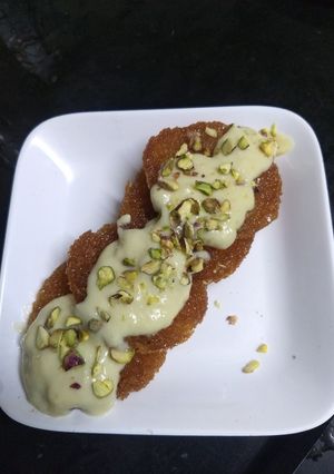 A picture of Shahi Tukra.