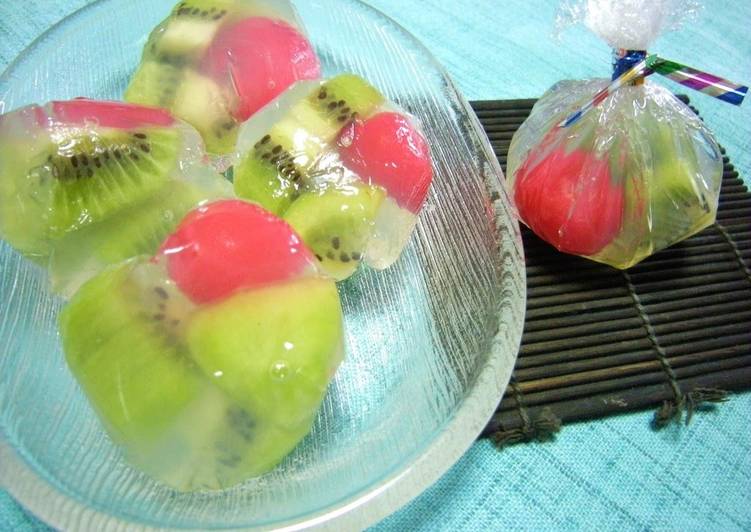 Jellied Fruit Ball (Cherry Blossom Viewing or Sports Day)