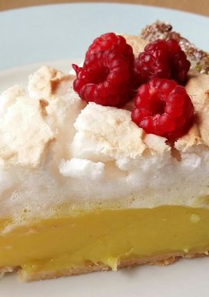 A picture of Vickys Lemon Meringue Pie GF DF EF SF NF Vegan.