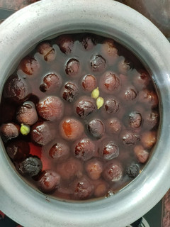 குலாப் ஜாமூன்(Gulab jamun recipe in tamil) செய்முறை முக்கிய புகைப்படம்
