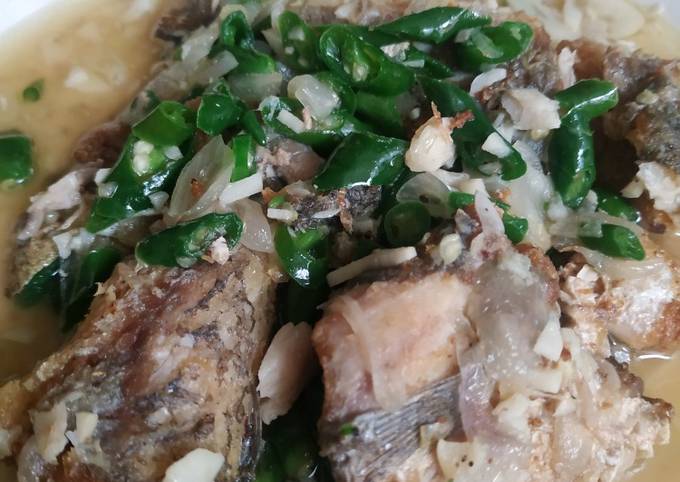 Bagaimana Membuat Ikan sambel joss cabe ijo khas riau Anti Gagal