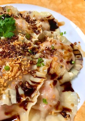 รูปของ RAVIOLI USING DUMPLING WRAPPERS | ราวีโอลี่ขนมจีบ (ใช้เกี๊ยวห่อ)