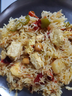 A picture of Paneer vegetable rice.