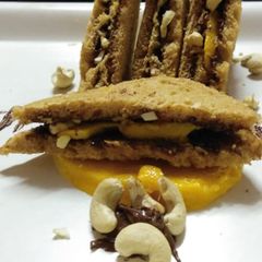A picture of Nutella mango sandwich.