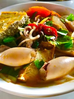 Hình của món Bún riêu cua mực.