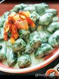 Gnocchi di Spinaci con Vellutata di Fontina e Guanciale Croccante