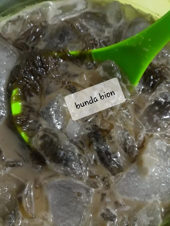 Cara Mudah Menyiapkan Resep Es capcin(cappuccino cincau) yang Sempurna Anti Ribet, Lezat