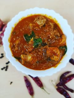 செட்டிநாடு சிக்கன் குழம்பு (Chettinadu chicen kulambu recipe in tamil) செய்முறை முக்கிய புகைப்படம்