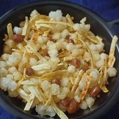A picture of Nylon sabudana chivda.