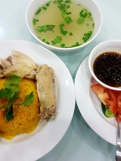 Hình của món Cơm Gà Hải Nam.