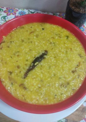 A picture of Moong dal dalia broken weat.