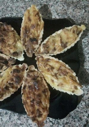 Une photo de Quiches au viande de poulet