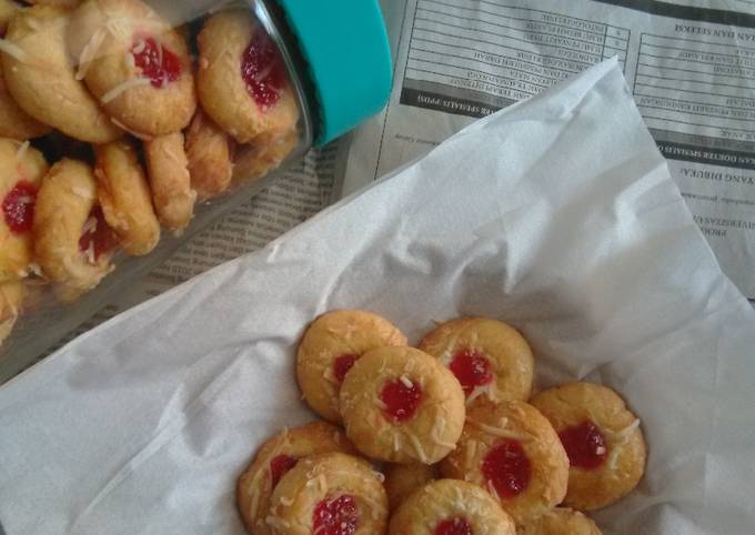 Strawberry Cheese Thumbprint Cookies