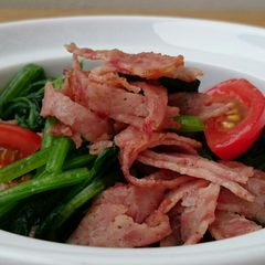 A picture of Spinach And Ham Stir Fry.