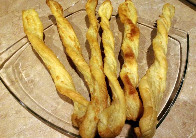 Recipe of Award-winning Pastry cheese straws