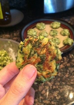 A picture of Kolokithokeftedes (Greek zucchini balls).