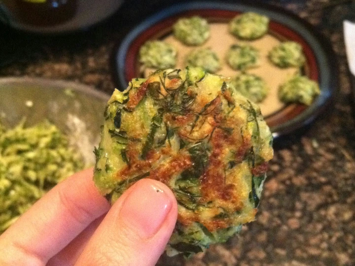 Easy Steps to Make Kolokithokeftedes (Greek zucchini balls) which Delicious