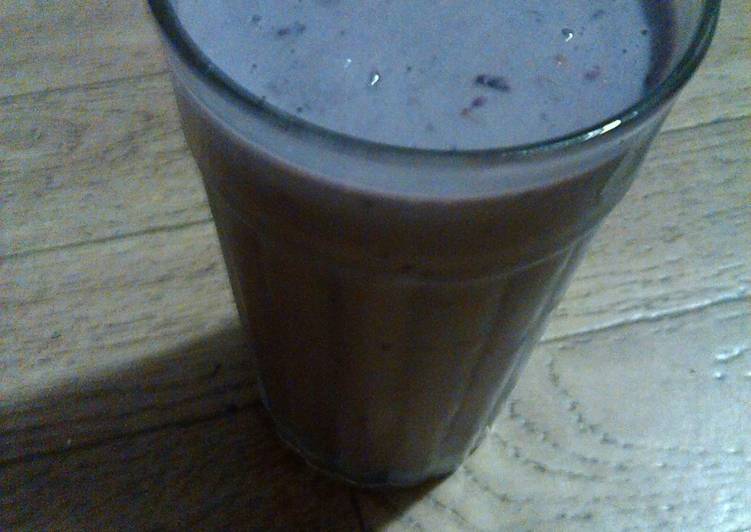 Blackberry milkshake Blackberry milkshake