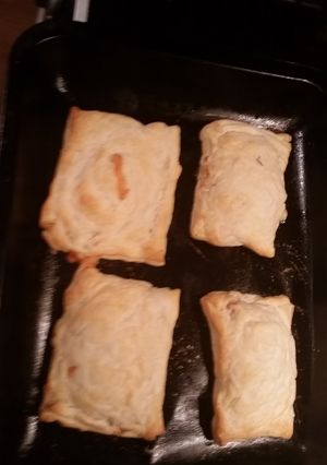 A picture of Ham and cheese bake.