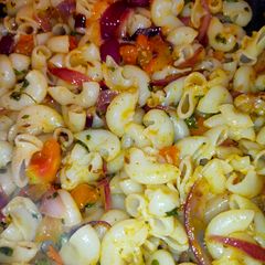 A picture of Macaroni.