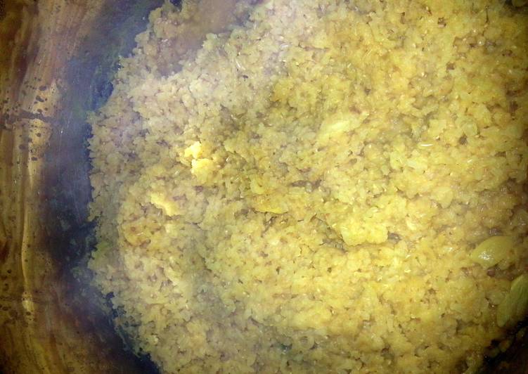 How to Prepare Quick kichri - whole rice with orange lentils