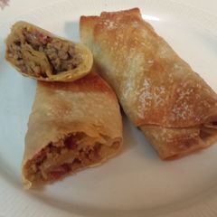 A picture of Baked Bacon Cheeseburger Egg rolls.