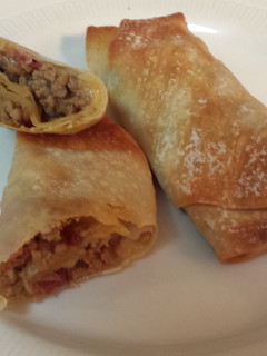 A picture of Baked Bacon Cheeseburger Egg rolls.