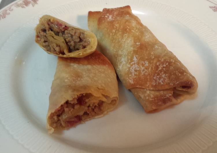 Steps to Make Delicious Baked Bacon Cheeseburger Egg rolls