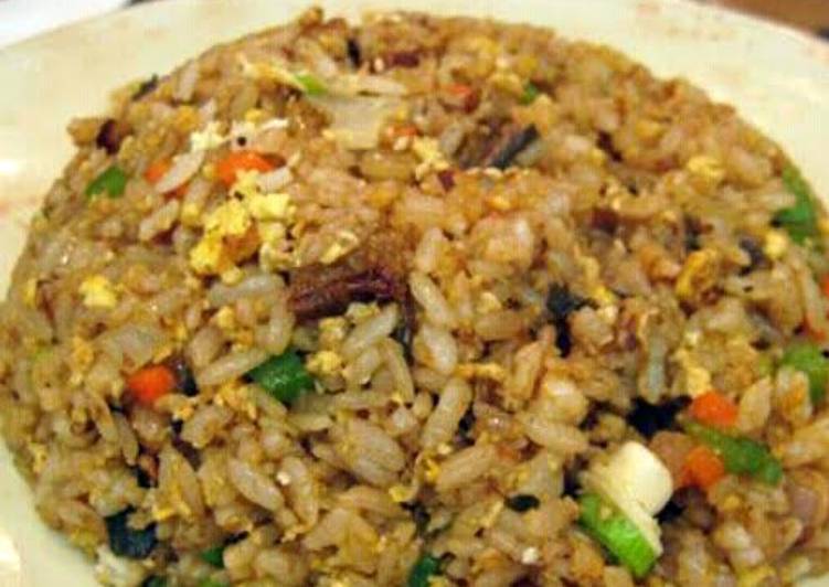 hibachi style fried rice with ginger sauce