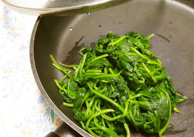 Easiest Way to Make Homemade Saves Time, Water, and Gas! How To Boil Spinach