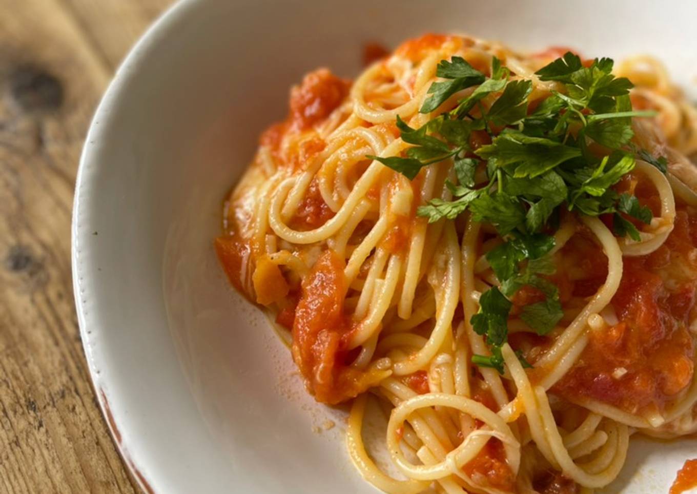 🍝 Pasta Caprese, Fresh Tomato & Mozzarella
