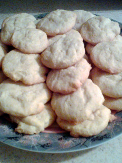 A picture of Vanilla Wafer Cookies.