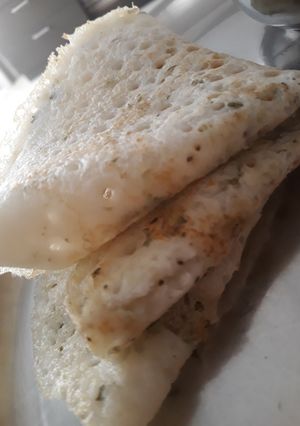 A picture of Spongy Dosa.