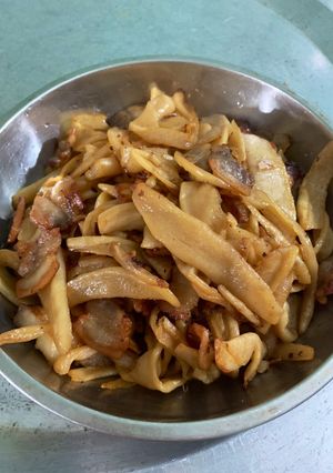 Hình của món Thịt xào củ cải xì dầu.