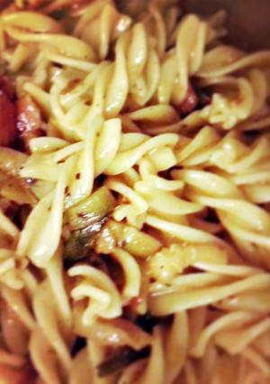 A picture of Pasta con Peperoni e Zucchine.