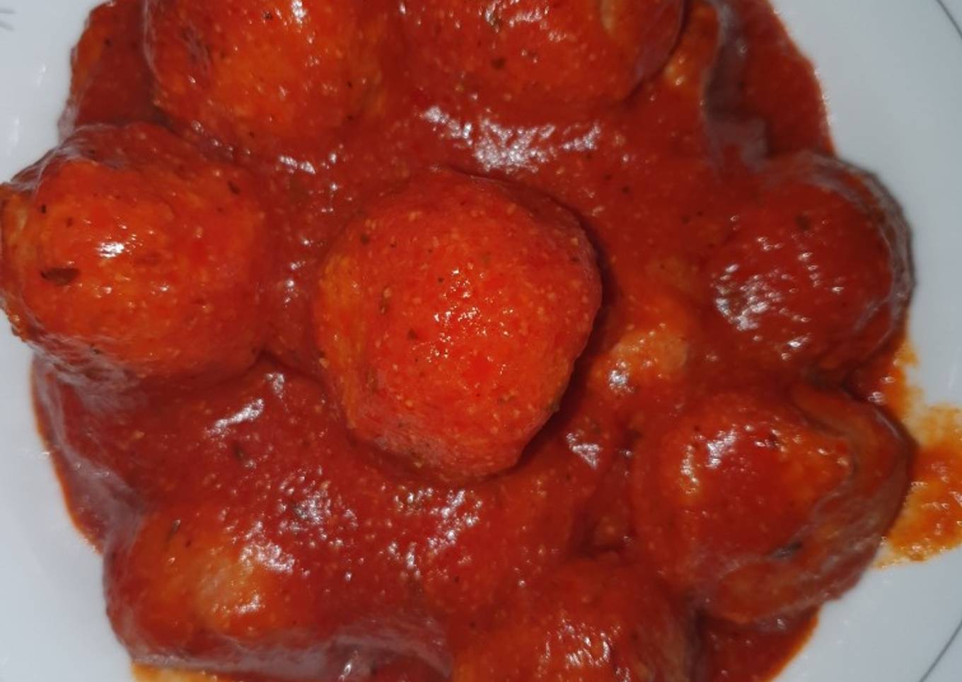 Albóndigas cont tomate